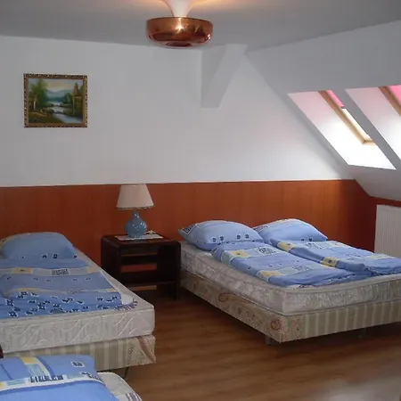 Hostal Botax Eger